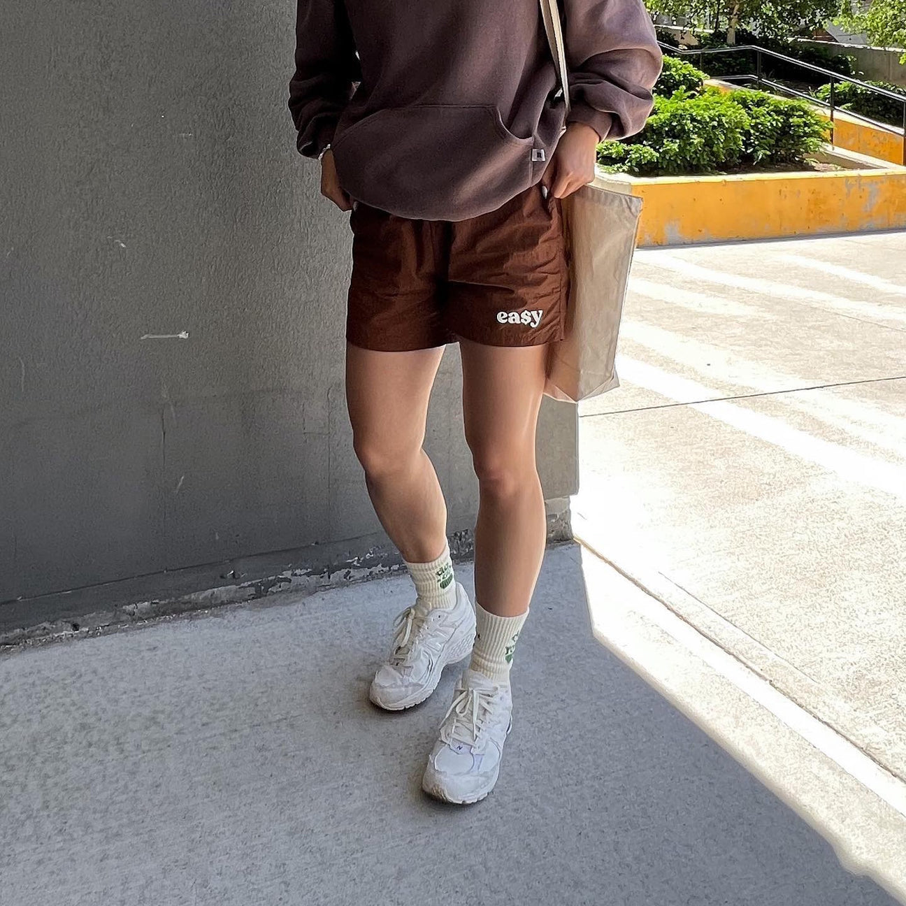 EA$Y Shorts | Leaf